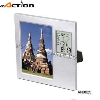 Large Photo Frame Digital Clock With Temperature